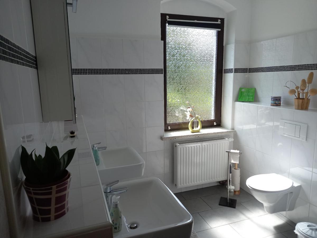 Familienfreundliche Ferienwohnung Erzgebirge Schneeberg  Exterior foto